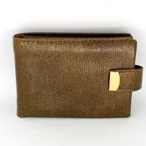 CLEARANCE! Vintage Ladies BiFold Leather Wallet Rich Olive Green Color